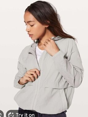 Lululemon Hood Lite Jacket In Chrome Size 12 Women Rain/Wind